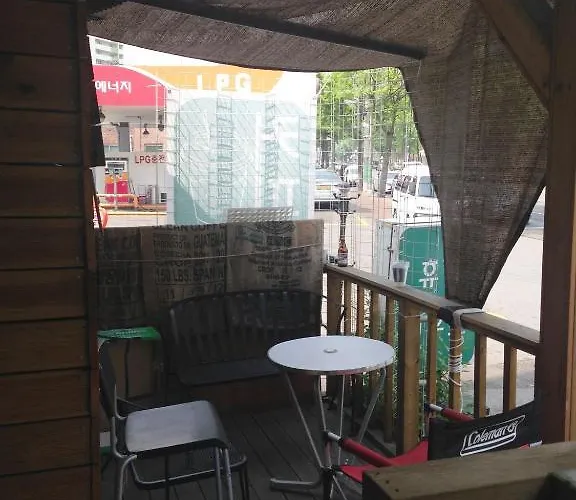 Huga Haus Hostal Seúl
