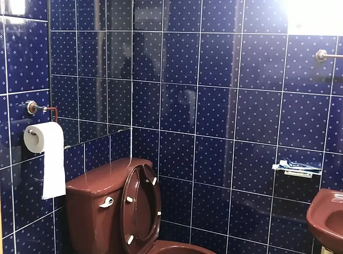 Hostal Huga Haus *